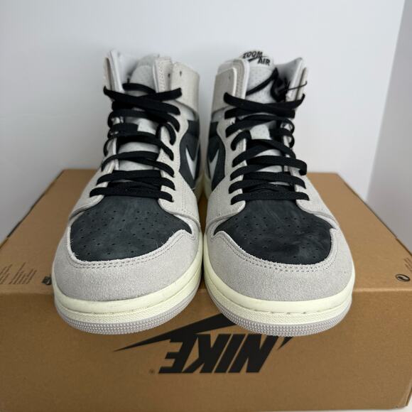 Air Jordan Zoom Comfort 2 Black Iron Grey Size 11 Women / Size 9.5 Men - Picture 5 of 8